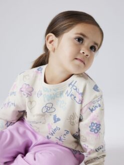 Name it komplektas mergytei