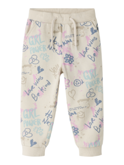 Name it komplektas mergytei