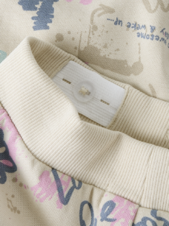 Name it komplektas mergytei